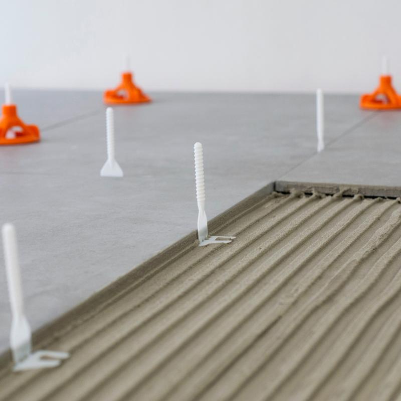 Spin_Level_tasausjarjestelma_ruuvi_1mm__250kpl_pkt_