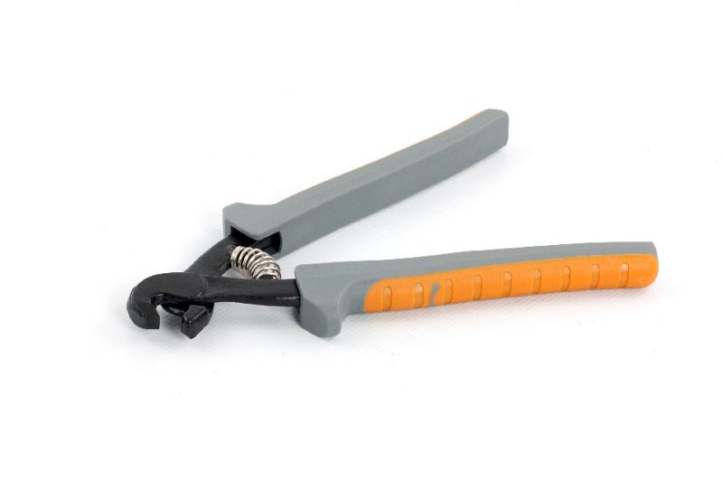 Papukaija_laattapihdit