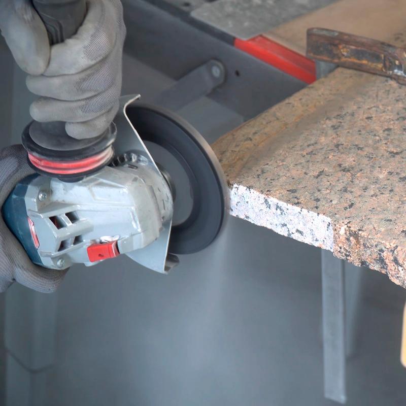 125X22_23_PRO_TECH_HIOMAKUPPI