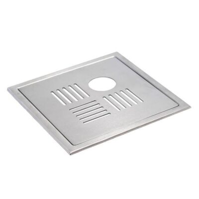 Lattiakaivon_kansi_New_York_Lux_Putkiaukolla