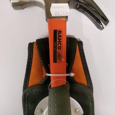 Kirvesmiehen_vasara_450_g_vyopidikkeella