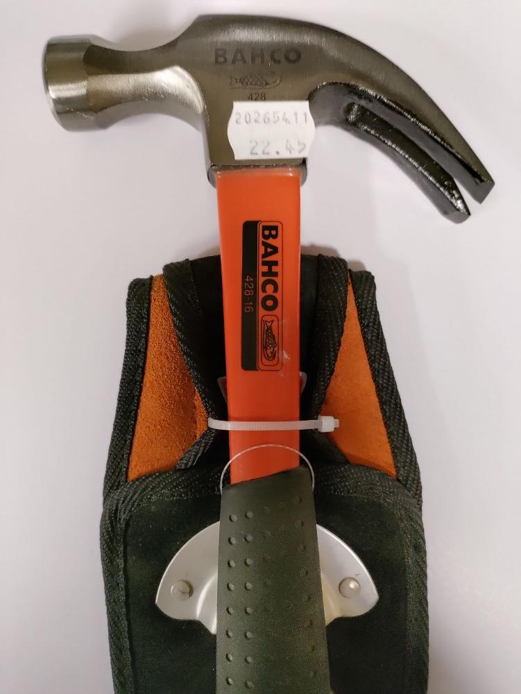 Kirvesmiehen_vasara_450_g_vyopidikkeella