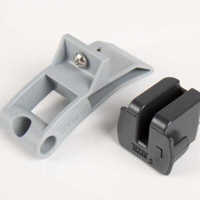 Asennussarja_etuteltan_F65_sivupaneeleille