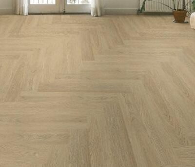 SVRSP692_Herringbone_vaaleatammi_10x60_1_44m_ltk_1_jpg